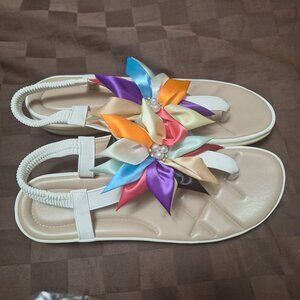 WOMAN SANDALS,NEW.